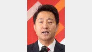 당권 도전 오세훈 “박근혜 넘어서야”