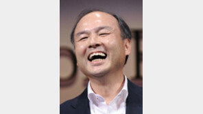 62세 손정의 “69세까지 CEO 자리 유지하겠다”