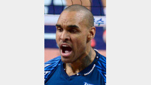 “우리가 최고!” 우리카드 창단 첫 단독 1위