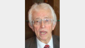 헤커 “北작년에도 핵무기 원료 생산 지속”