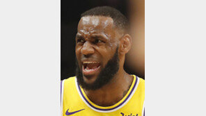 ‘킹’ 제임스, 5연속 NBA ‘소득왕’
