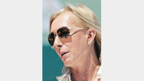 “성전환자 여자부 출전 폄훼 사과” 나브라틸로바 “배제 의미 아냐”