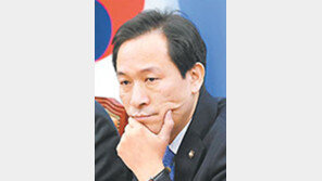 與 “이해찬 만류로 우상호 입각 제외” 이례적 해명