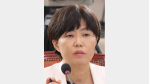 ‘주식 대박’ 이유정 前 헌법재판관 후보자 불구속 기소