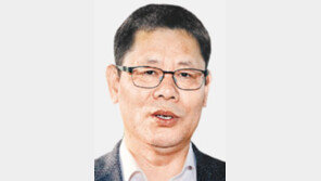 “文대통령, 김연철 통일장관 후보 지명한건… 美 상관없이 한반도 정세 밀고가겠다는 뜻”