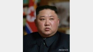 김정은, 문재인 대통령 향해 “오지랖 넓은 중재자 행세 말라”