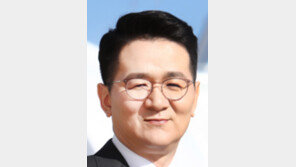 조원태 한진그룹 회장 취임… 3세 경영 막올라