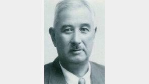 임정 도운 영국인 후손에 ‘독립유공자의 집’ 명패