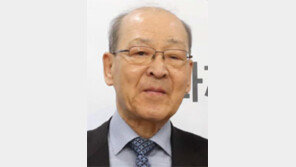 국립한국문학관 초대관장 염무웅씨