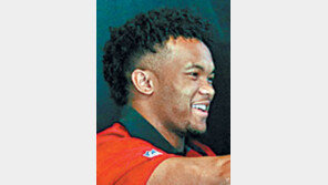 NFL 선택 머리, 애리조나와 4년 414억 사인