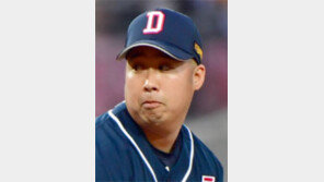 유희관, 삼성전 쾌투… 726일 만에 완투승