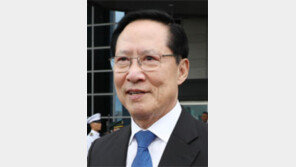 송영무 “김정은, 자유민주사상에 접근” 발언 논란