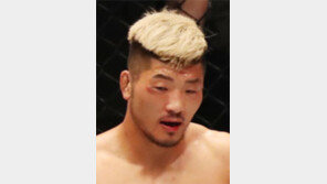 말 잃은 ‘말싸움 제왕’ 로드FC 권아솔 기권敗