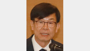 “제재 일변도, 경쟁 저해” 김상조 면전서 쓴소리