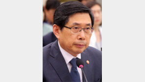 박상기 “검찰 압수수색 사전에 보고했어야”, 검찰 “수사독립 훼손… 보고 않는게 통상적”