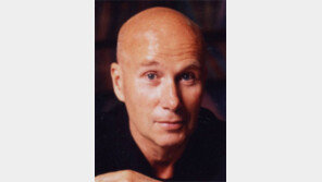 佛 갈리마르, 140년만에 처음 서점서 책 회수