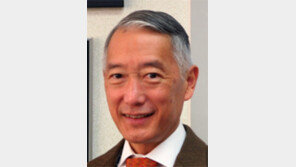 코로나19 백신 개발까지 넘어야 할 산[기고/제롬 김]