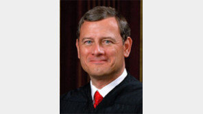 보수인줄 알았는데… 美 진보판결 이끄는 로버츠