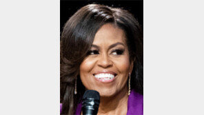 미셸 오바마, 이번엔 팟캐스트 도전…출연 확정한 게스트 살펴보니