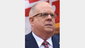 “트럼프, 文대통령 상대 싫다며 한국 사람들 끔찍하다고 말해”