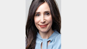 NYT 새 리더는 49세 여성… 역대 최연소