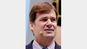 위기의 포드車… CEO 전격 교체