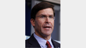 ‘트럼프와 대립각’ 에스퍼 美국방장관 경질설