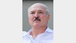 벨라루스 파업 확산… 루카셴코 “권력 나눌수 있다”