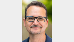 “화상회의 ‘줌’ 이젠 장례식서도 사용하죠”