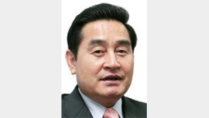 디지털서울문화예술대 총장 이윤석씨