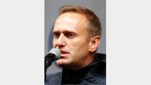 獨 “푸틴 정적 나발니, 구소련 화학무기 노비초크에 당해”