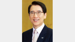 2024 강원 겨울청소년올림픽… 신창재 회장, 조직위원장에 선임