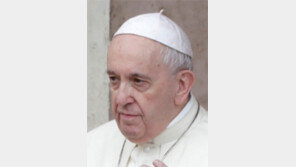 “한국인들에 평화-번영 선물 기도” 교황, 文대통령에 메시지 보내