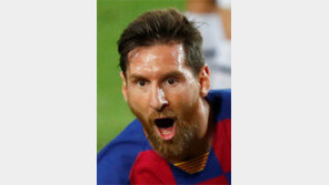 메시, 올해 수입 1485억 ‘축구선수 1위’