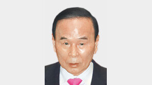 박덕흠 일가, 피감기관서 1000억대 수주 의혹