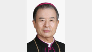 천주교주교회의 의장 이용훈 주교