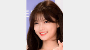 김유정, 1억 기부자 모임 최연소 가입