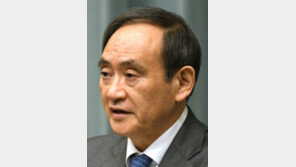 스가 “도쿄올림픽때 김정은 방일? 좋은 기회”