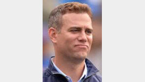 ‘밤비노의 저주’ ‘염소의 저주’ 깬 엡스타인 시카고 컵스 사장 사퇴