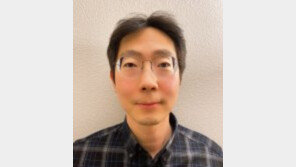 코로나 백신 효과, 돌연변이 추적 여부에 달렸다