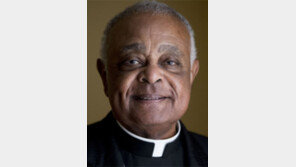 美 첫 흑인 추기경 그레고리 대주교 “교황께 아프리카계 목소리 전할 것”