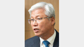 “벼랑끝 중기-소상공인 체감토록 신속 자금지원”