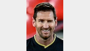 슬슬 본색 드러내는 메시… 리그 2경기 연속 멀티골, 11골 선두로