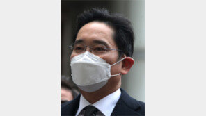 이재용 징역 2년 6개월… 다시 구속