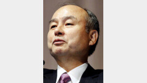 손정의, 소프트뱅크 창업 40년만에 회장서 물러난다