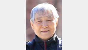 83세 졸업 만학도 “해외서 한국어 가르치고 싶어”