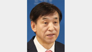 이주열 “전자금융법 ‘빅브러더’ 맞다”… 은성수에 직격탄