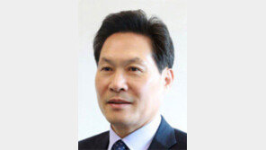 [동서남북/정재락]“재난지원금으로 위생점검 과태료 내야 할 판 …”