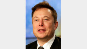 돌연 中띄우기 나선 머스크 “中미래 위대할 것”