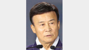 김원웅 “美 대북전단법 청문회는 위선” 주장 논란 